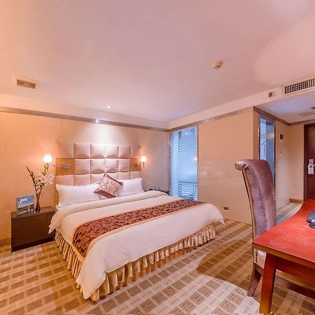 Airport Liwan Hotel Canton Esterno foto