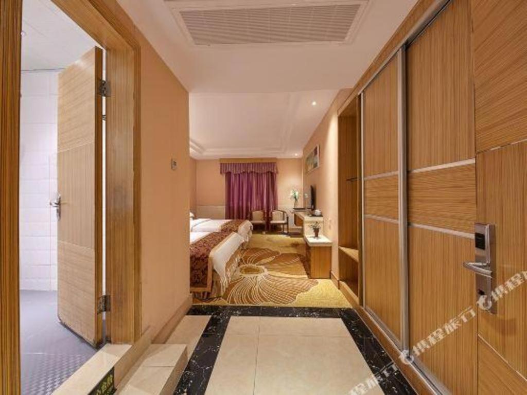 Airport Liwan Hotel Canton Esterno foto