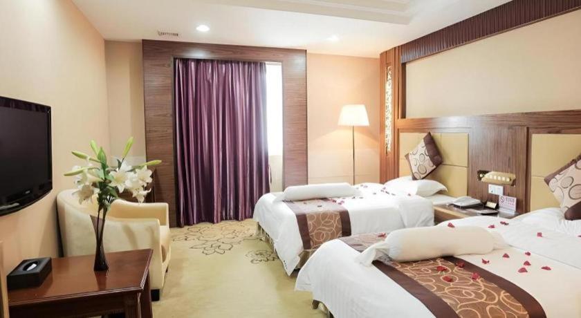 Airport Liwan Hotel Canton Esterno foto